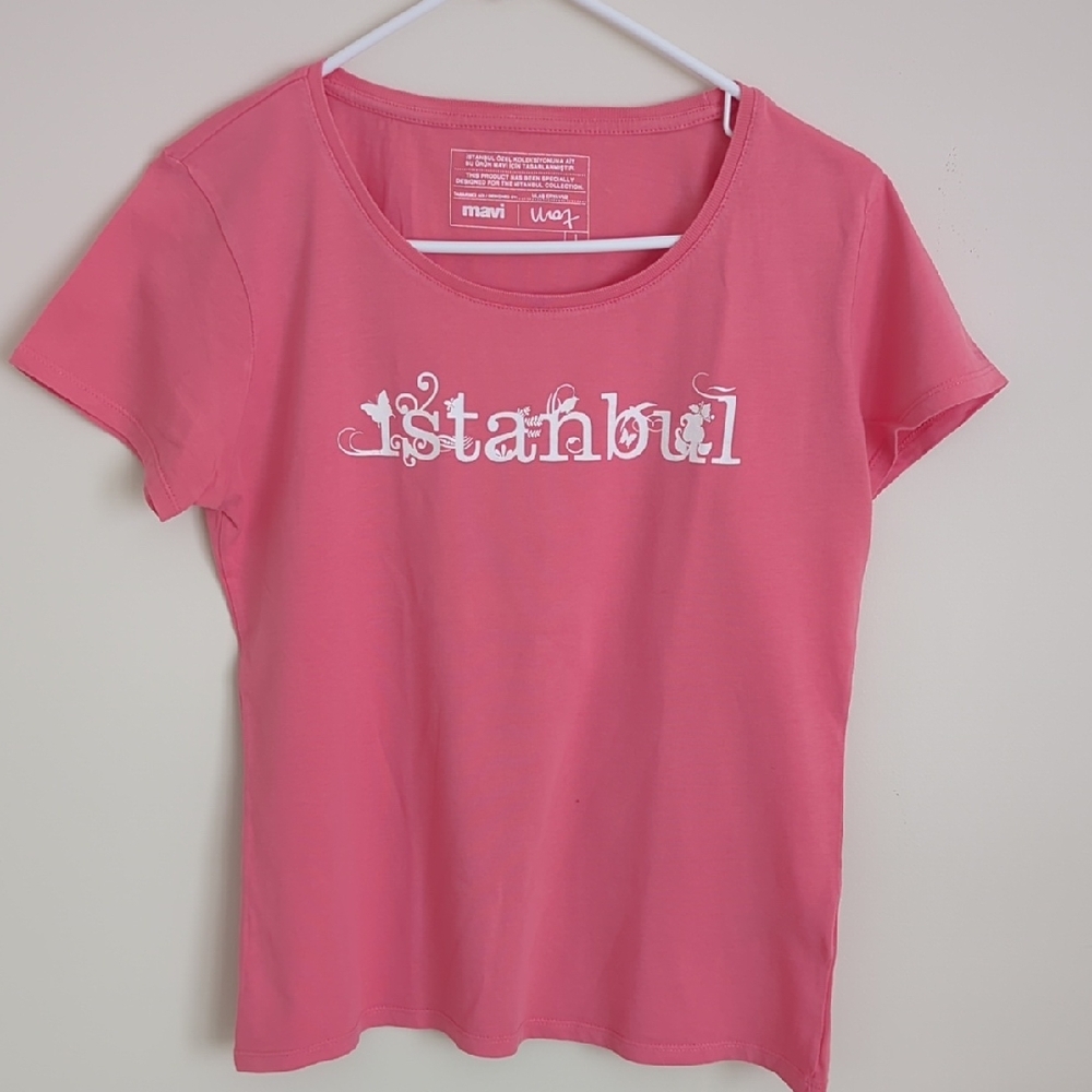 Mavi Pink Istanbul Graphic Tee, Women's L